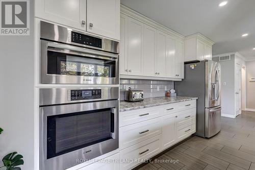 5851 Stone Church Road, Central Elgin (Union), ON - Indoor Photo Showing Kitchen