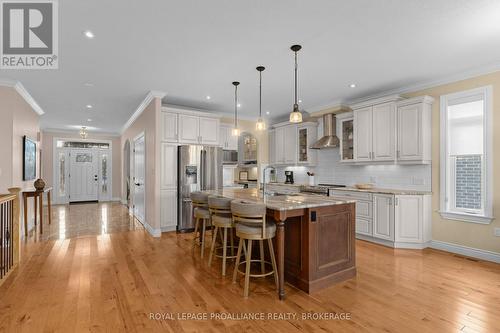 865 Roshan Drive, Kingston (City Northwest), ON - Indoor Photo Showing Kitchen With Upgraded Kitchen