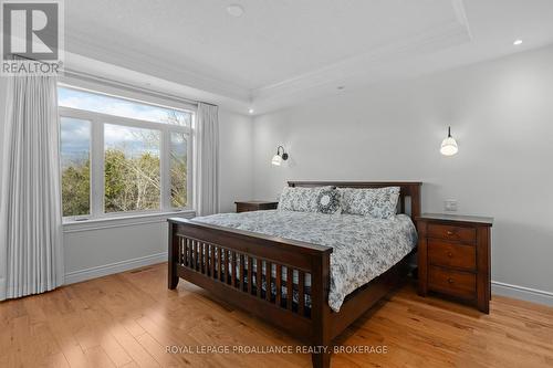 865 Roshan Drive, Kingston (City Northwest), ON - Indoor Photo Showing Bedroom