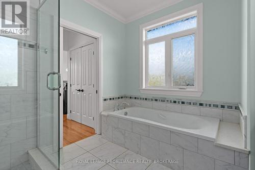 865 Roshan Drive, Kingston (City Northwest), ON - Indoor Photo Showing Bathroom