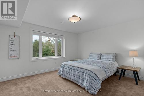 865 Roshan Drive, Kingston (City Northwest), ON - Indoor Photo Showing Bedroom