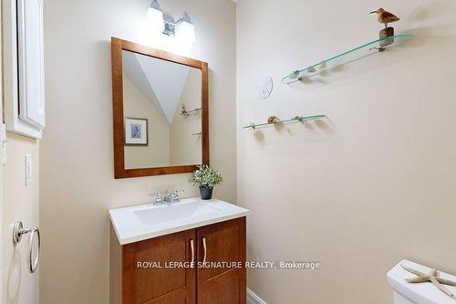 2080 Chippewa Tr, Mississauga, ON - Indoor Photo Showing Bathroom