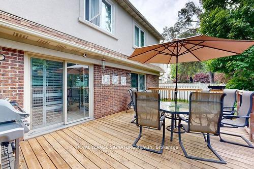 2080 Chippewa Tr, Mississauga, ON - Outdoor With Deck Patio Veranda