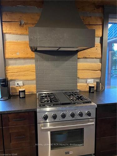 8915 Highway 6 Rd, Wellington North, ON - Indoor Photo Showing Kitchen