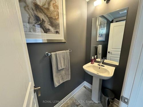 57 Waterview Lane, Grimsby, ON - Indoor Photo Showing Bathroom