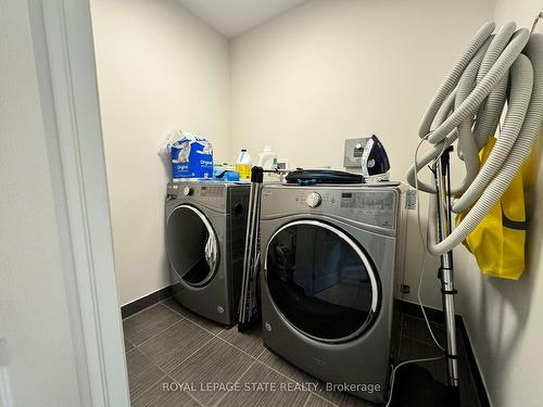 57 Waterview Lane, Grimsby, ON - Indoor Photo Showing Laundry Room