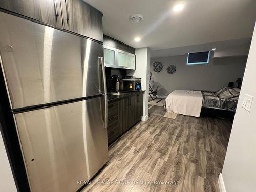 57 Waterview Lane, Grimsby, ON - Indoor Photo Showing Kitchen