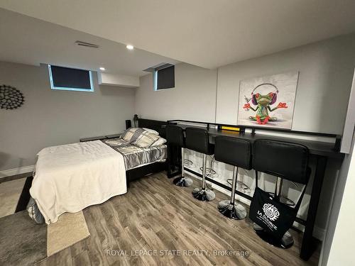 57 Waterview Lane, Grimsby, ON - Indoor Photo Showing Bedroom