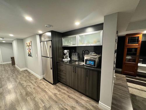 57 Waterview Lane, Grimsby, ON - Indoor Photo Showing Kitchen