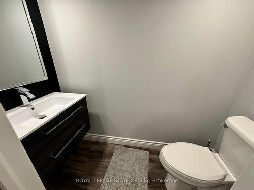 57 Waterview Lane, Grimsby, ON - Indoor Photo Showing Bathroom