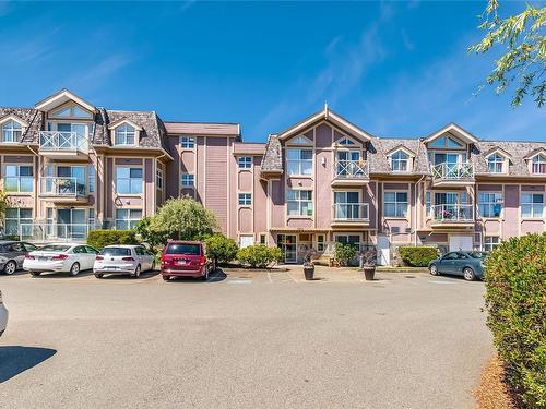 301-750 Memorial Ave, Qualicum Beach, BC - Outdoor With Facade