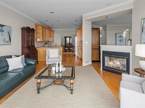 10001 Third St, Sidney, BC - Indoor Photo Showing Living Room With Fireplace