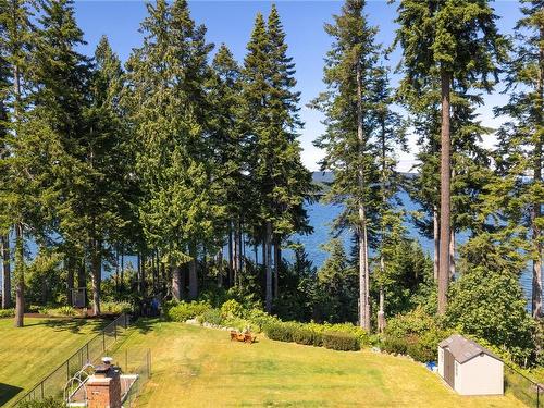 4823 Ocean Trail, Bowser, BC 