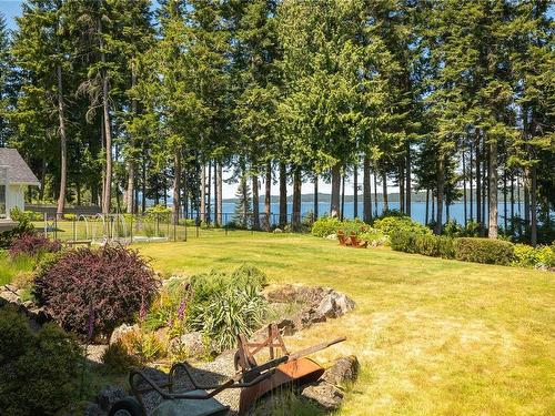 4823 Ocean Trail, Bowser, BC 