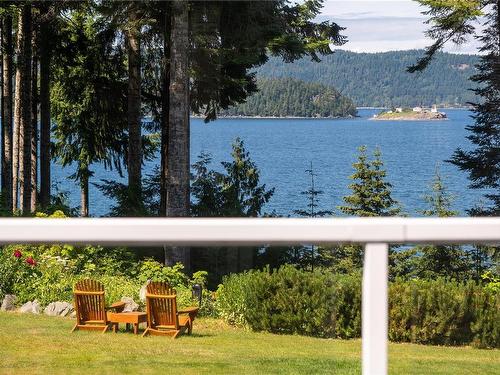 4823 Ocean Trail, Bowser, BC 