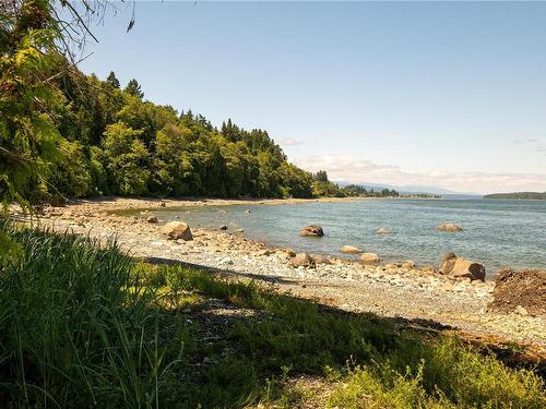 4823 Ocean Trail, Bowser, BC 