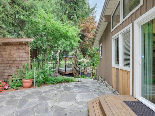 11015 Larkspur Lane, North Saanich, BC 