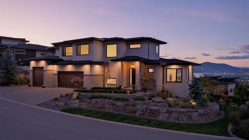 1010 Lakecrest Court, Kelowna, BC - Outdoor