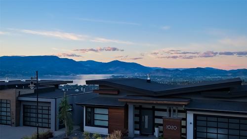 1010 Lakecrest Court, Kelowna, BC - Outdoor With Body Of Water With View