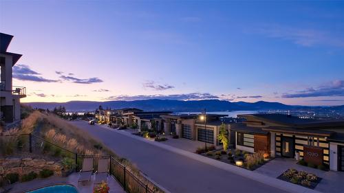 1010 Lakecrest Court, Kelowna, BC - Outdoor With View