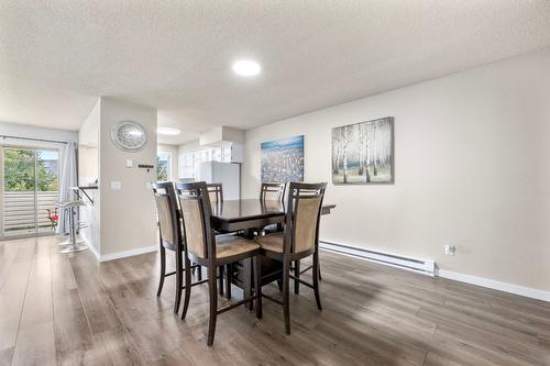 1690 Thayer Court, Kelowna, BC - Indoor Photo Showing Dining Room