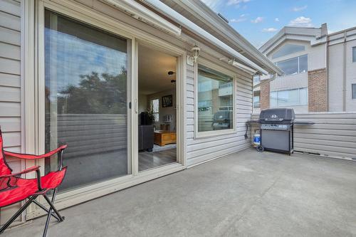 1690 Thayer Court, Kelowna, BC - Outdoor With Deck Patio Veranda With Exterior