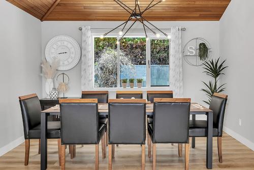 3177 Vector Drive, West Kelowna, BC - Indoor Photo Showing Dining Room