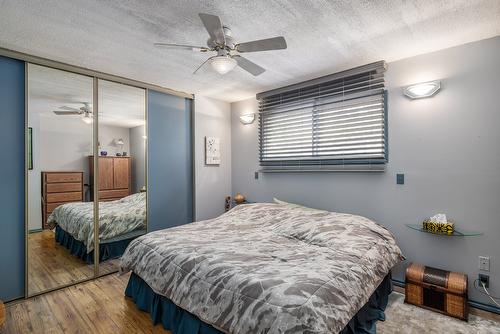 15911 Trask Road, Lake Country, BC - Indoor Photo Showing Bedroom