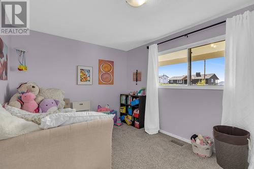 1845 Hayashi Road, Kelowna, BC - Indoor Photo Showing Bedroom