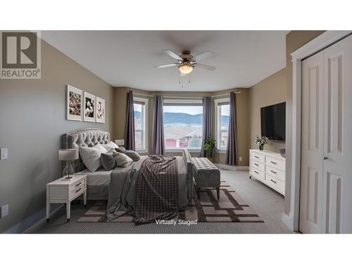 7104 Lakeridge Drive, Vernon, BC - Indoor Photo Showing Bedroom