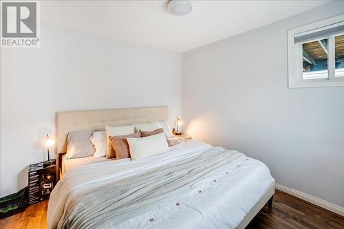 2034 Eighth Avenue, Trail, BC - Indoor Photo Showing Bedroom