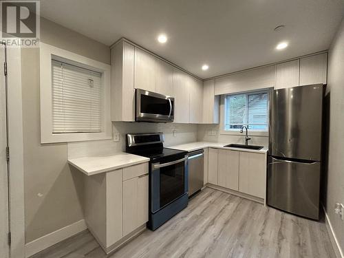 6351 Yew Street, Vancouver, BC - Indoor Photo Showing Kitchen