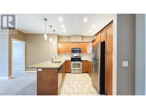 1990 Upper Sundance Drive Unit# 3314, West Kelowna, BC - Indoor Photo Showing Kitchen