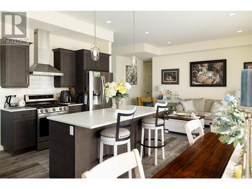 469 4 Street, Vernon, BC - Indoor Photo Showing Kitchen With Upgraded Kitchen