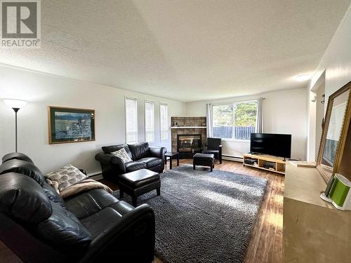 4 Capilano Street, Kitimat, BC - Indoor Photo Showing Living Room