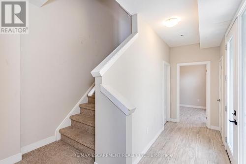 941 Manhattan Way, London, ON - Indoor Photo Showing Other Room