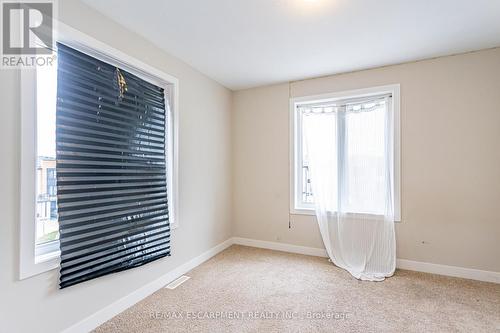 941 Manhattan Way, London, ON - Indoor Photo Showing Other Room