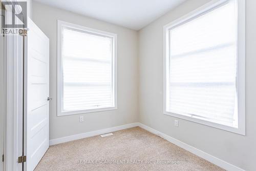 941 Manhattan Way, London, ON - Indoor Photo Showing Other Room