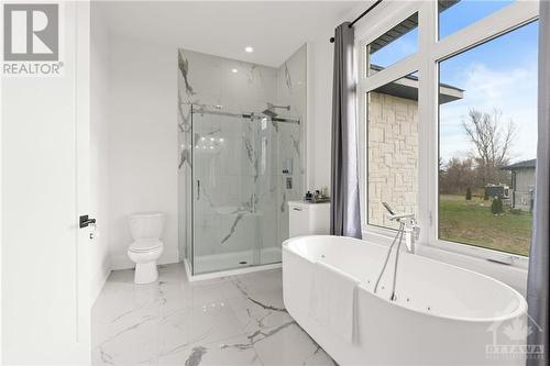 13708 County Rd 15 Road, Merrickville, ON - Indoor Photo Showing Bathroom