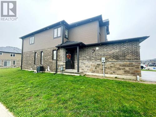 169 Links Crescent, Woodstock, ON - Outdoor