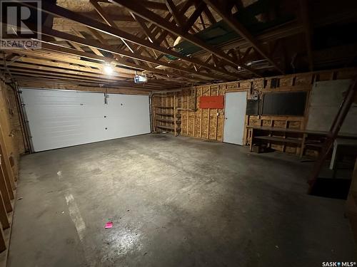 912 3Rd Street E, Rosthern, SK - Indoor Photo Showing Garage