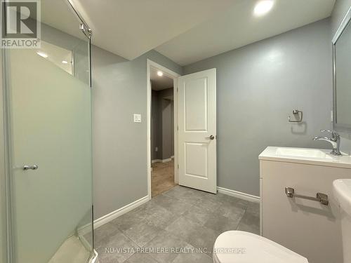 138 - 3320 Meadowgate Boulevard, London, ON - Indoor Photo Showing Bathroom