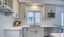 41 Queensbrook Crescent, Cambridge, ON  - Indoor Photo Showing Kitchen 