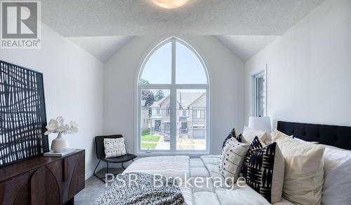 41 Queensbrook Crescent, Cambridge, ON - Indoor Photo Showing Bedroom