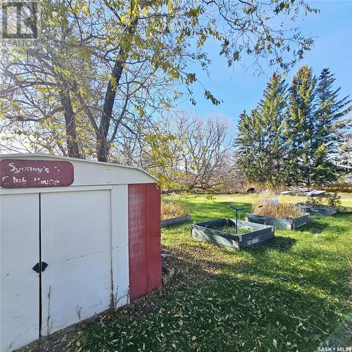 26 Bedford Street, Fleming, SK - Outdoor