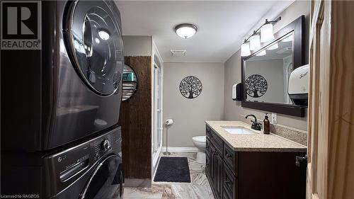 429 Lake Rosalind Road 4, Brockton, ON - Indoor Photo Showing Laundry Room