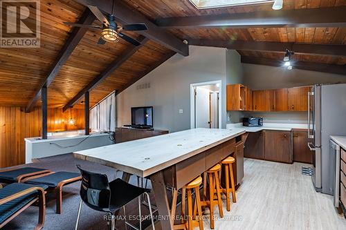 60 Atkinson Boulevard, Hamilton, ON - Indoor Photo Showing Kitchen