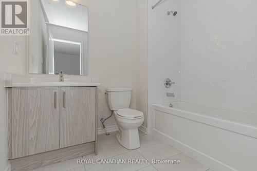 2 Molnar Crescent, Brantford, ON - Indoor Photo Showing Bathroom