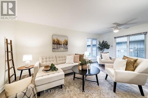 5 - 101 Marisa'S Lane, Cobourg, ON - Indoor Photo Showing Living Room