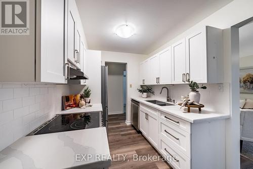 5 - 101 Marisa'S Lane, Cobourg, ON - Indoor Photo Showing Kitchen With Double Sink